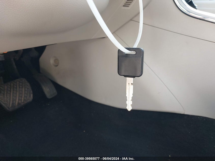 2015 Nissan Sentra S VIN: 3N1AB7AP1FY380406 Lot: 39565077