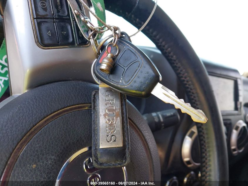 2013 Jeep Wrangler Unlimited Rubicon 10Th Anniversary VIN: 1C4HJWFG0DL651477 Lot: 39565160