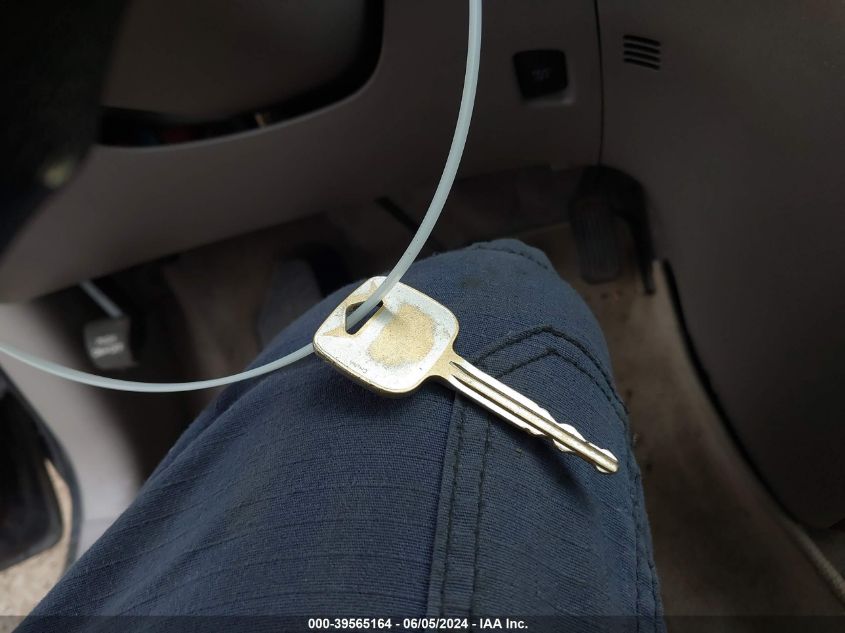 2009 Toyota Sienna Ce VIN: 5TDZK23C79S242832 Lot: 39565164