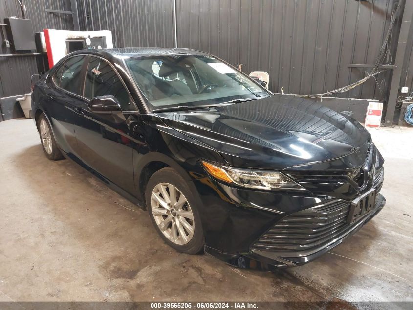 2020 Toyota Camry Le VIN: 4T1C11AK2LU872706 Lot: 39565205