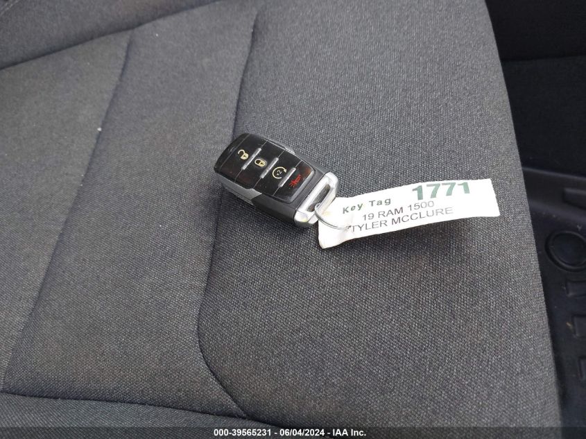 2019 Ram 1500 Big Horn/Lone Star Quad Cab 4X4 6'4 Box VIN: 1C6SRFBT9KN759221 Lot: 39565231