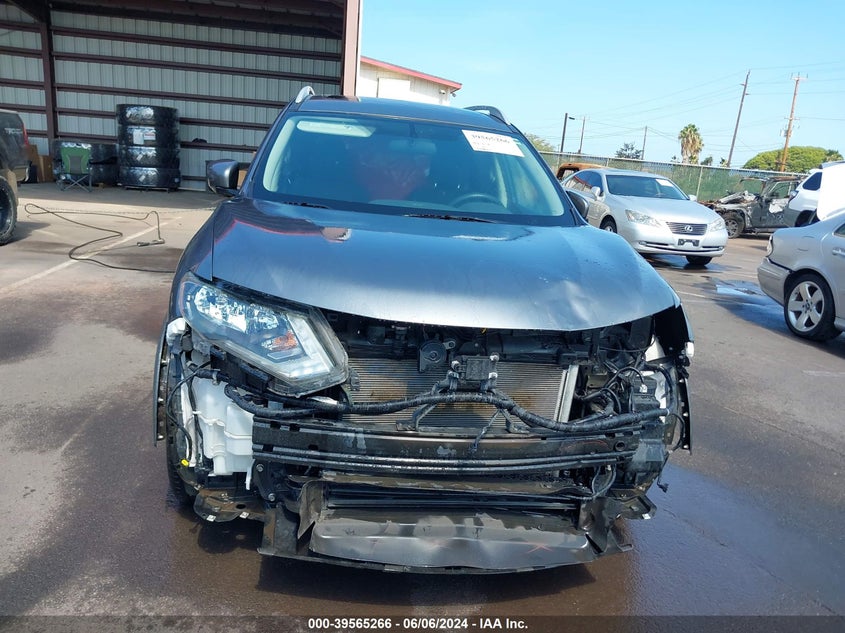 2018 Nissan Rogue Sv VIN: 5N1AT2MT1JC745587 Lot: 39565266