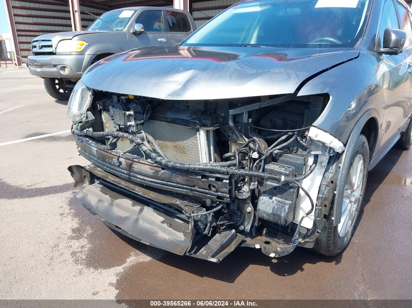 2018 Nissan Rogue Sv VIN: 5N1AT2MT1JC745587 Lot: 39565266