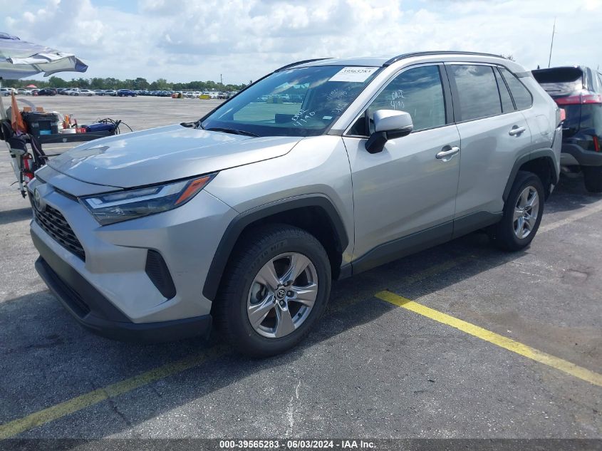 2022 Toyota Rav4 Xle/Xle Premium VIN: 2T3W1RFV1NW202184 Lot: 39565283