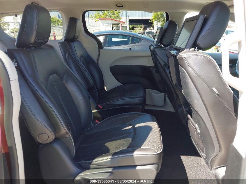 2018 Chrysler Pacifica Hybrid Limited VIN: 2C4RC1N77JR262356 Lot: 39565341