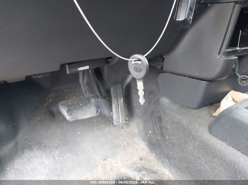 2002 Dodge Ram 1500 St VIN: 1B7HU16N82J118360 Lot: 39565359