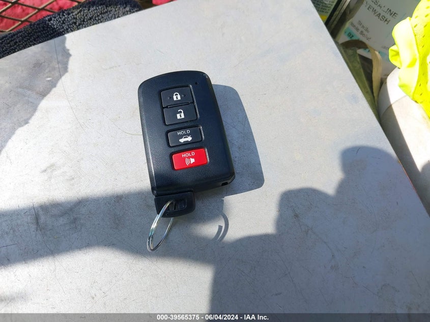 2017 Toyota Corolla Se VIN: 2T1BURHE1HC749912 Lot: 39565375