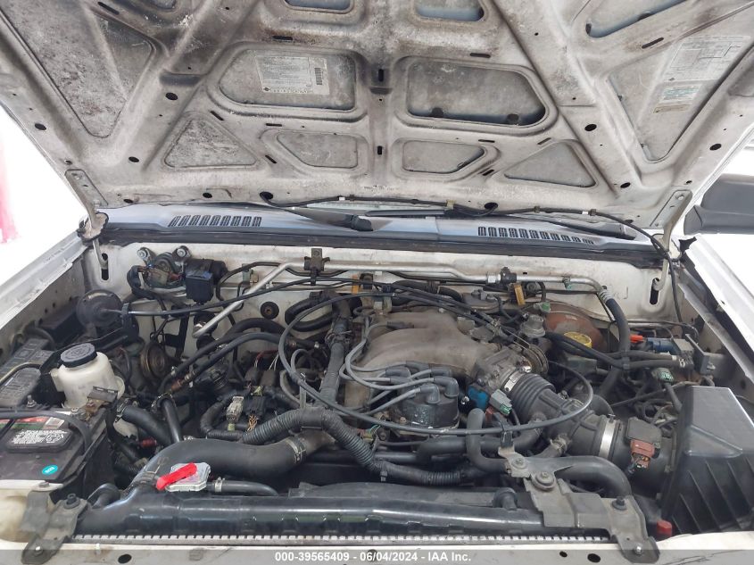 2000 Nissan Xterra Se/Xe VIN: 5N1ED28T5YC525226 Lot: 39565409