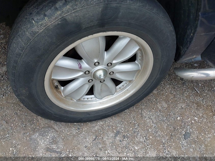 2005 Chevrolet Silverado 1500 Ls VIN: 2GCEK13T551117872 Lot: 39565775