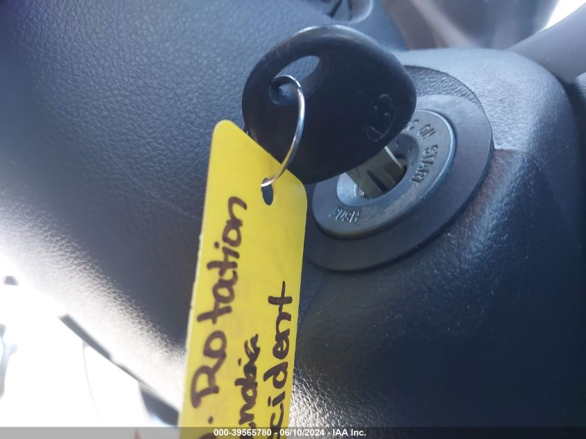 2010 Hyundai Accent Gs VIN: KMHCM3AC0AU170733 Lot: 39565780