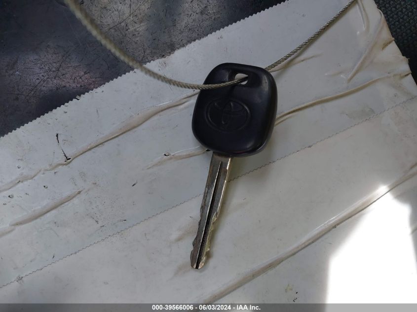 2007 Toyota Matrix Xr VIN: 2T1KR32E97C684958 Lot: 39566006