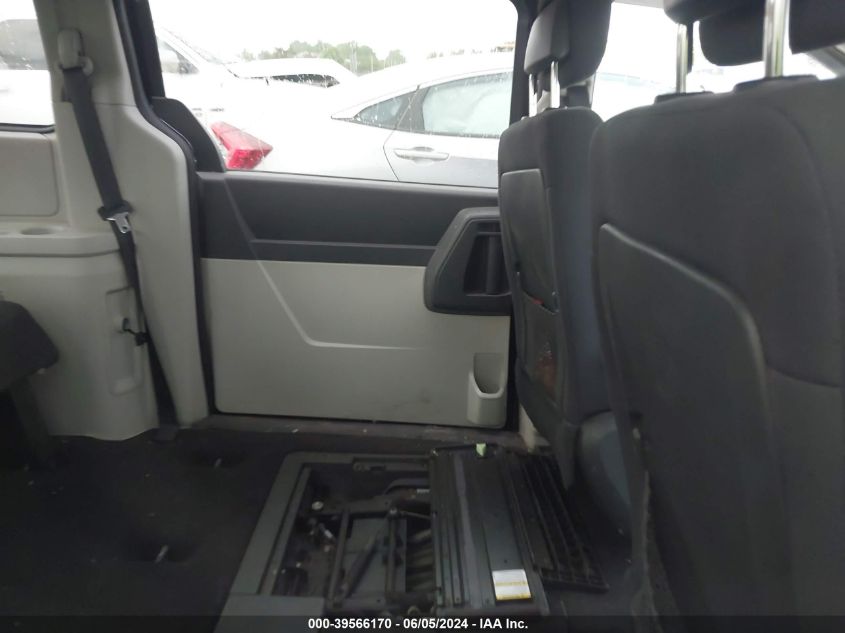 2010 Dodge Grand Caravan Se VIN: 2D4RN4DE0AR462817 Lot: 39566170