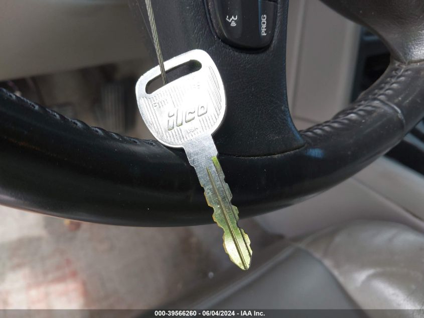 2005 Chevrolet Tahoe Ls VIN: 1GNEC13T35R218176 Lot: 39566260