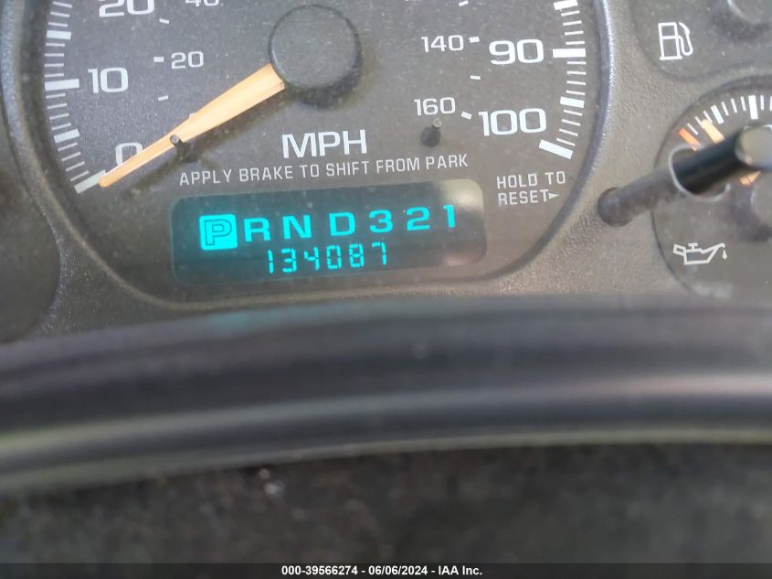 2002 Chevrolet Tahoe Ls VIN: 1GNEK13Z42R165071 Lot: 39566274