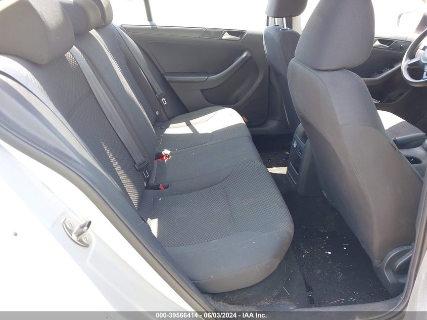 2014 Volkswagen Jetta 2.0L S VIN: 3VW2K7AJ9EM430520 Lot: 39566414