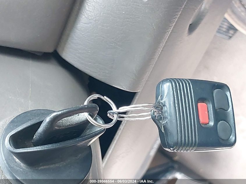 2002 Ford F-350 VIN: 1FTSW31F52EC30831 Lot: 39566554