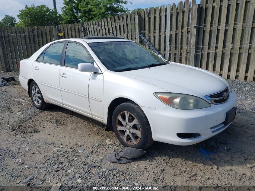 2004 Toyota Camry Le VIN: JTDBE32K040254677 Lot: 39566594