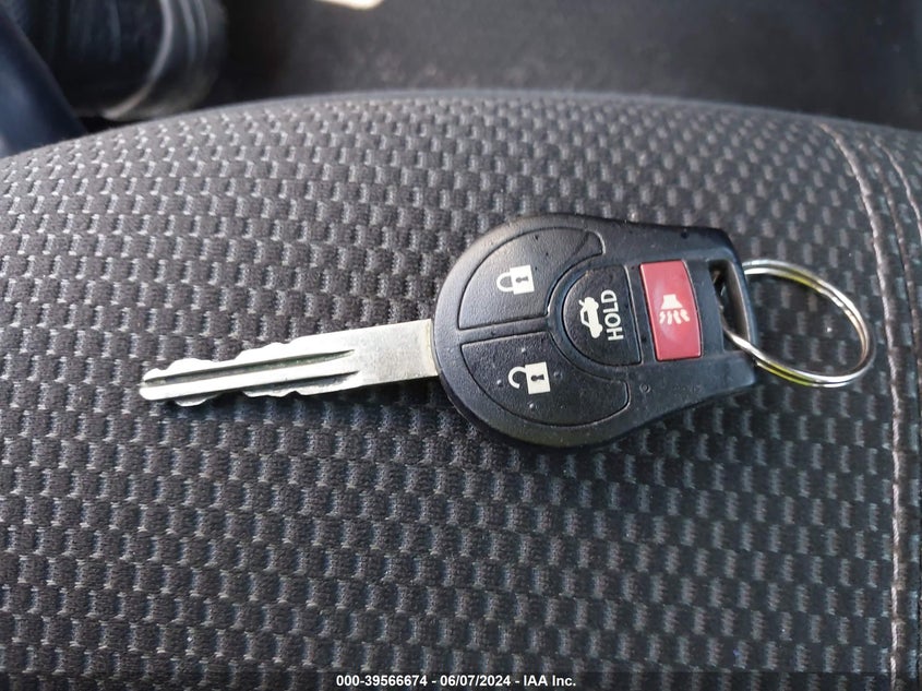 2015 Nissan Sentra S VIN: 3N1AB7AP5FY332102 Lot: 39566674