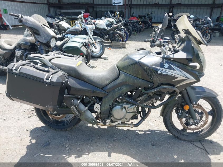 2011 Suzuki Dl650 A VIN: JS1VP54B6B2100258 Lot: 39566703