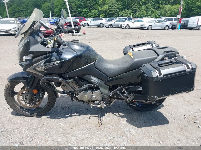 2011 Suzuki Dl650 A VIN: JS1VP54B6B2100258 Lot: 39566703