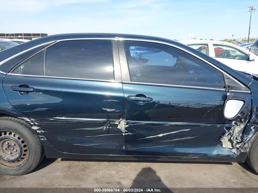 2016 Toyota Camry Le VIN: 4T1BF1FK7GU529403 Lot: 39566704