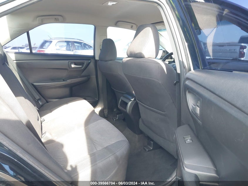 2016 Toyota Camry Le VIN: 4T1BF1FK7GU529403 Lot: 39566704