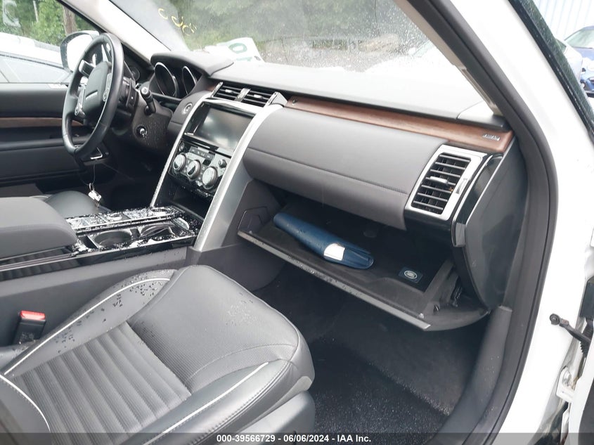 2017 LAND ROVER DISCOVERY HSE - SALRRBBV8HA038124