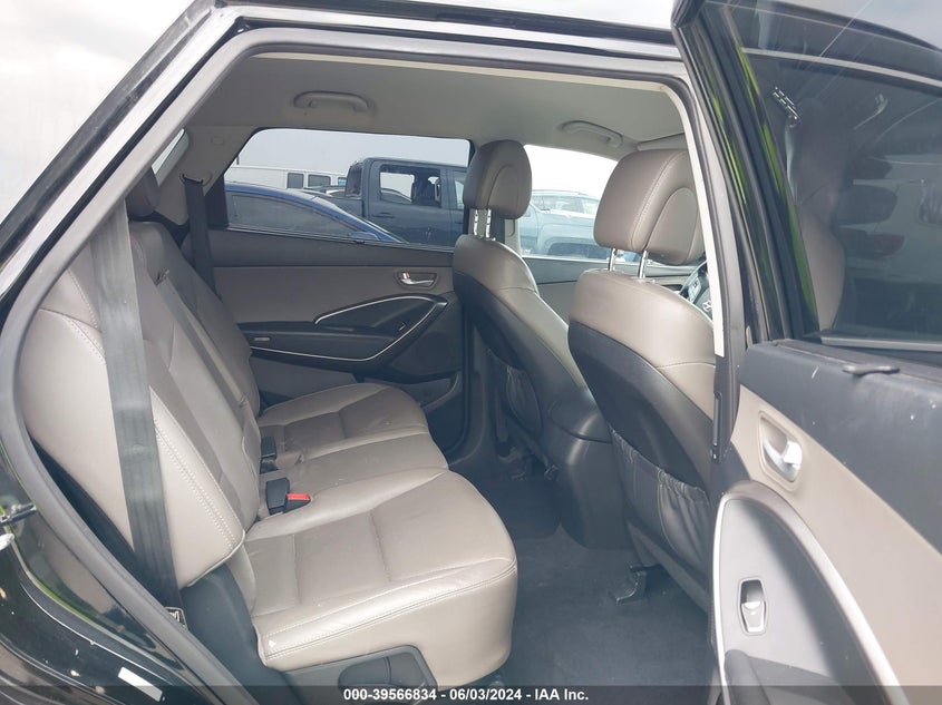 2017 Hyundai Santa Fe Se VIN: KM8SNDHF4HU193926 Lot: 39566834