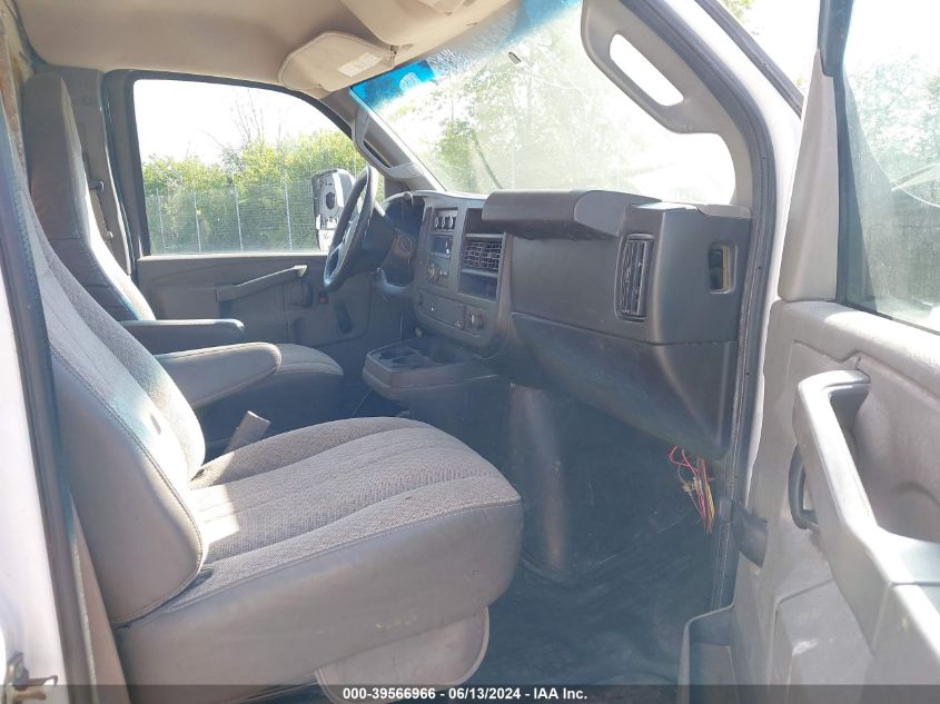 2016 GMC Savana Cutaway 3500 VIN: 1GD37TCG8G1136475 Lot: 39566966