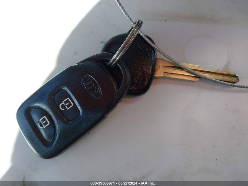 2011 Kia Sportage Lx VIN: KNDPB3A29B7077275 Lot: 39566971