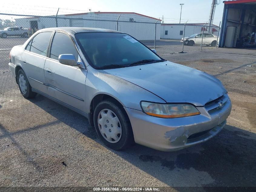 2000 Honda Accord 2.3 Lx VIN: 1HGCG5644YA146912 Lot: 39567068