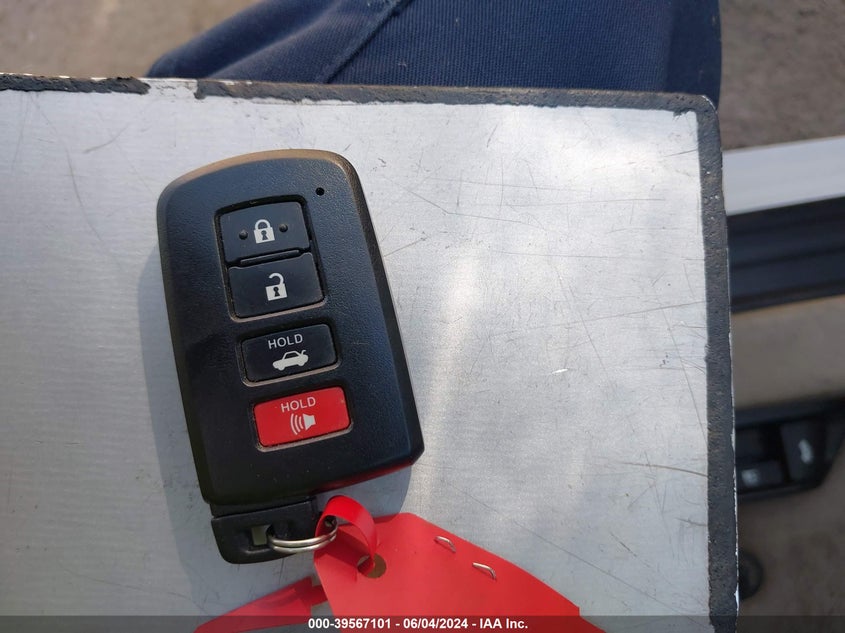 2013 Toyota Camry Hybrid Xle VIN: 4T1BD1FK8DU084512 Lot: 39567101