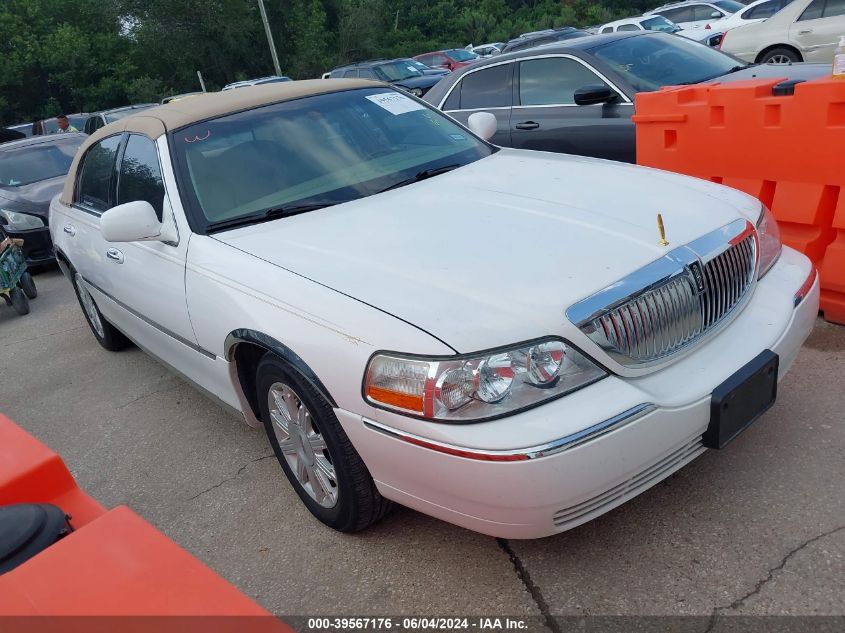 2008 Lincoln Town Car Signature Limited VIN: 2LNHM82V58X640311 Lot: 39567176