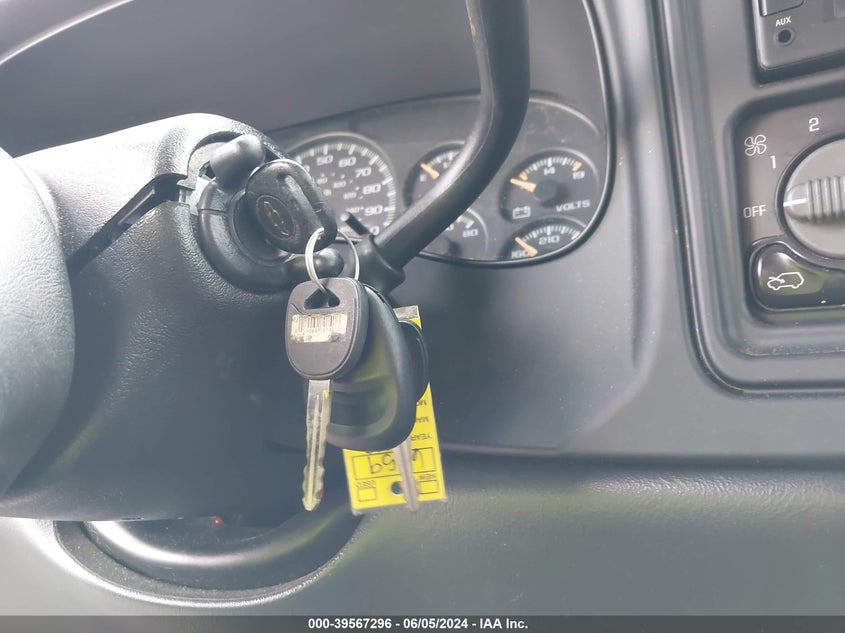 1999 Chevrolet Silverado 2500 Ls VIN: 1GCGK29U9XE183583 Lot: 39567296