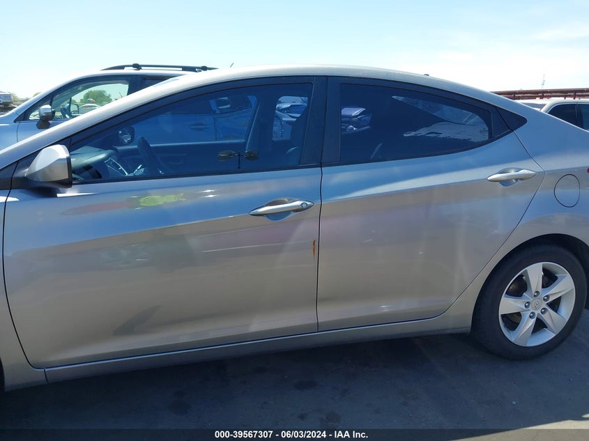 2012 Hyundai Elantra Gls (Ulsan Plant) VIN: KMHDH4AE0CU327468 Lot: 39567307