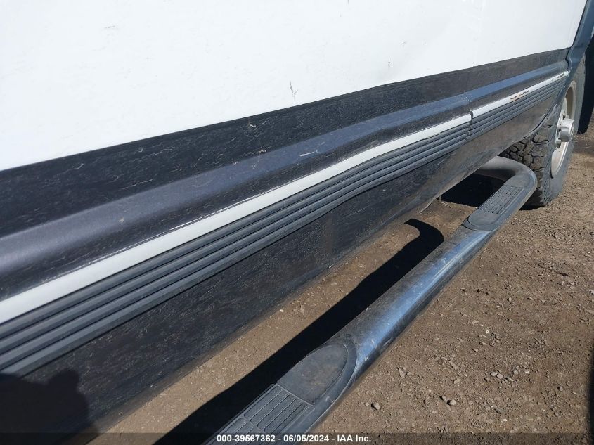 1992 Chevrolet Suburban K1500 VIN: 1GNFK16K1NJ326661 Lot: 39567362