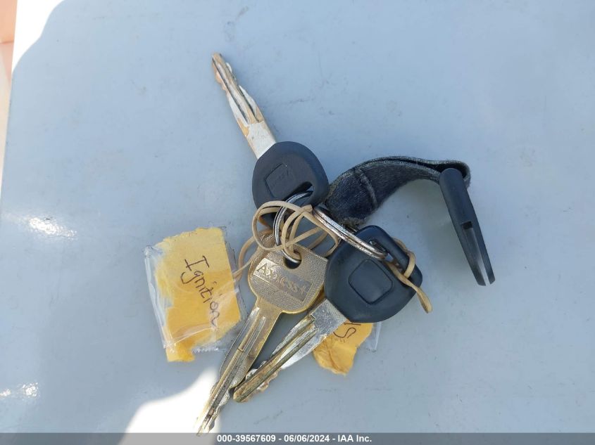 2000 Honda Cr-V Lx VIN: JHLRD284XYS003117 Lot: 39567609