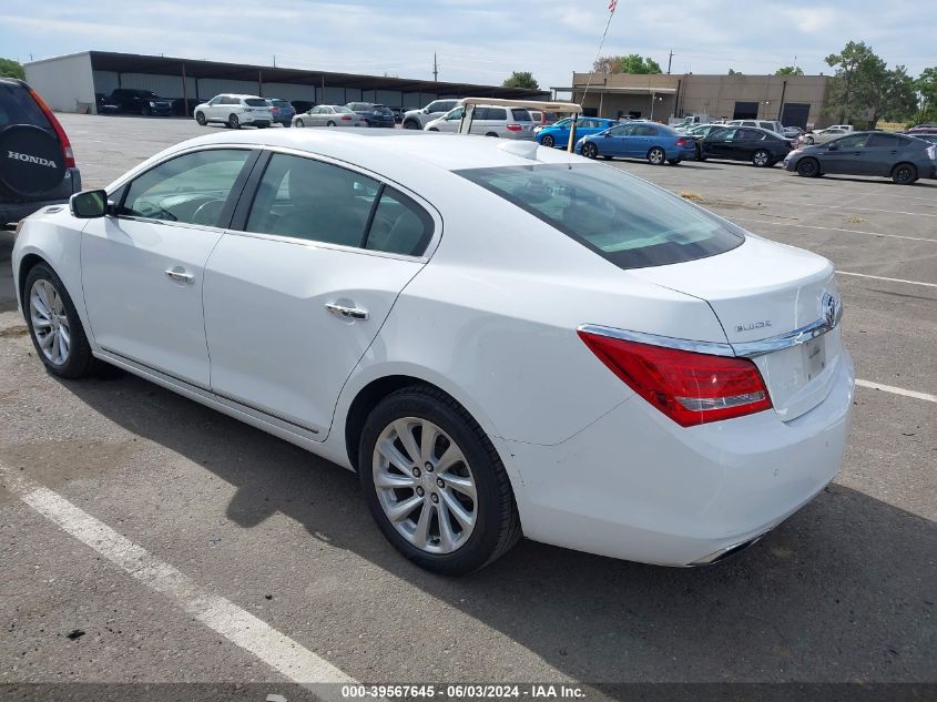 2016 Buick Lacrosse VIN: 1G4GB5G33GF267027 Lot: 39567645