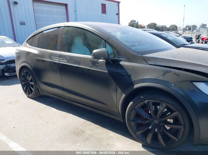 2018 Tesla Model X 100D/75D/P100D VIN: 5YJXCBE27JF135684 Lot: 39567809