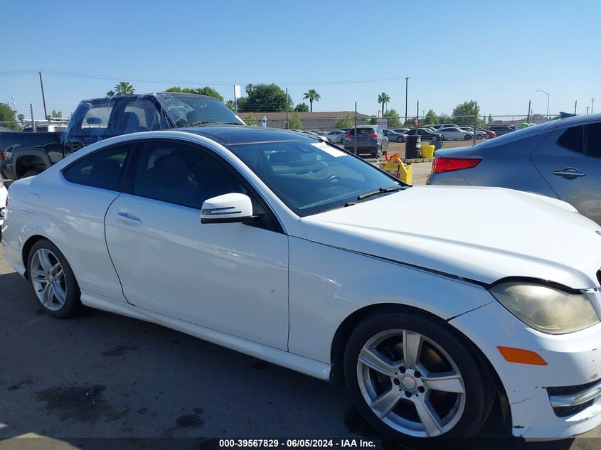 2014 Mercedes-Benz C 250 VIN: WDDGJ4HB2EG256881 Lot: 39567829