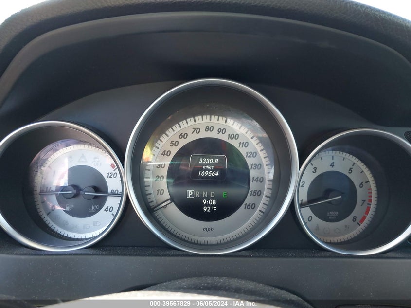 2014 Mercedes-Benz C 250 VIN: WDDGJ4HB2EG256881 Lot: 39567829