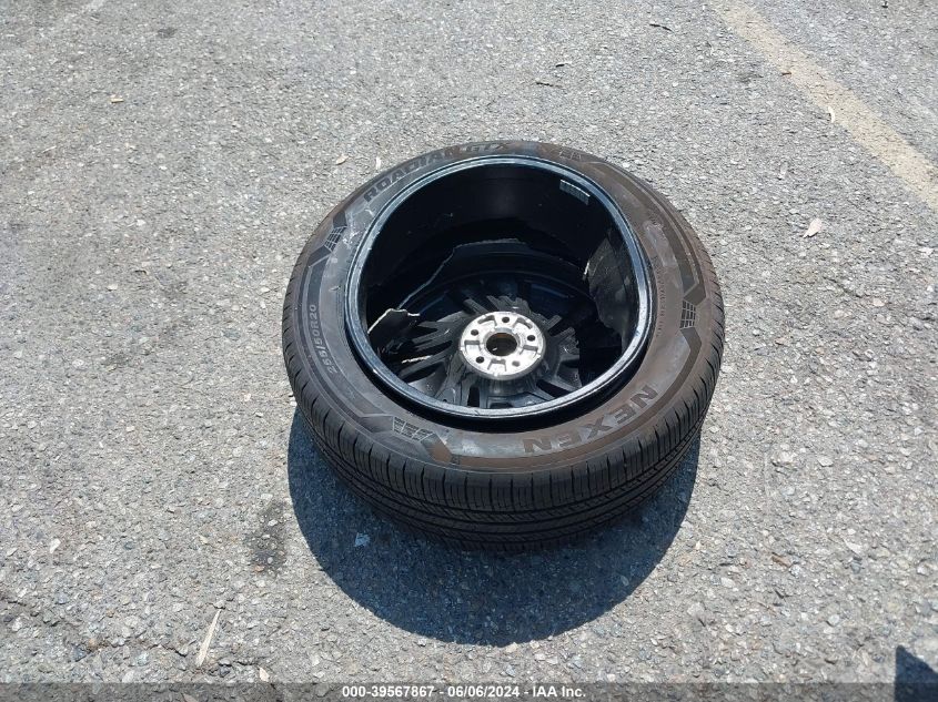 2024 Volkswagen Atlas 2.0T Se W/Technology VIN: 1V2WR2CA3RC501698 Lot: 39567867