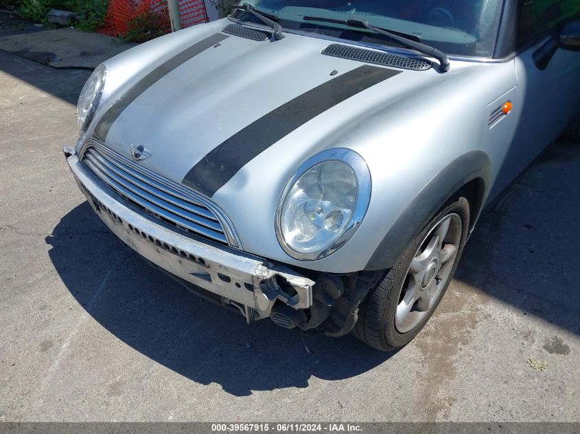 2004 Mini Cooper VIN: WMWRC334X4TJ58510 Lot: 39567915