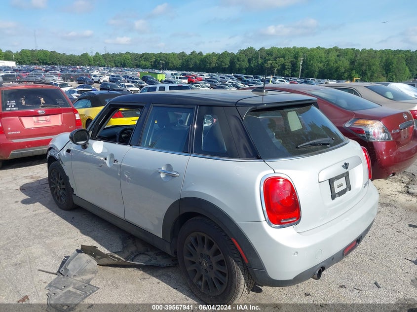 2015 Mini Hardtop Cooper VIN: WMWXS5C5XFT827389 Lot: 39567941