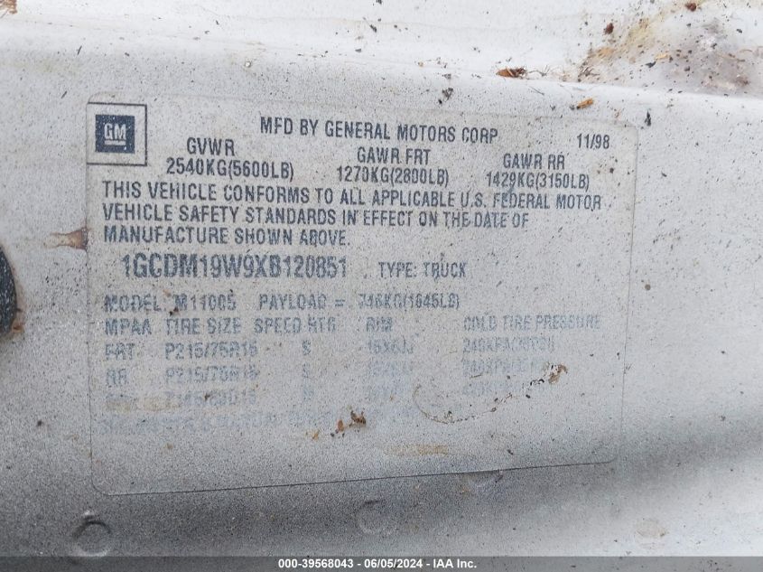 1999 Chevrolet Astro VIN: 1GCDM19W9XB120851 Lot: 39568043