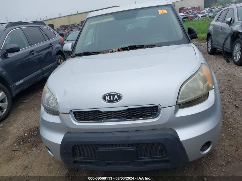 2011 Kia Soul + VIN: KNDJT2A27B7706108 Lot: 39568113