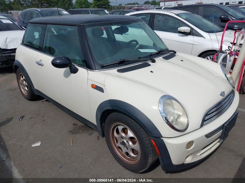 2005 Mini Cooper VIN: WMWRC33585TK62035 Lot: 39568141