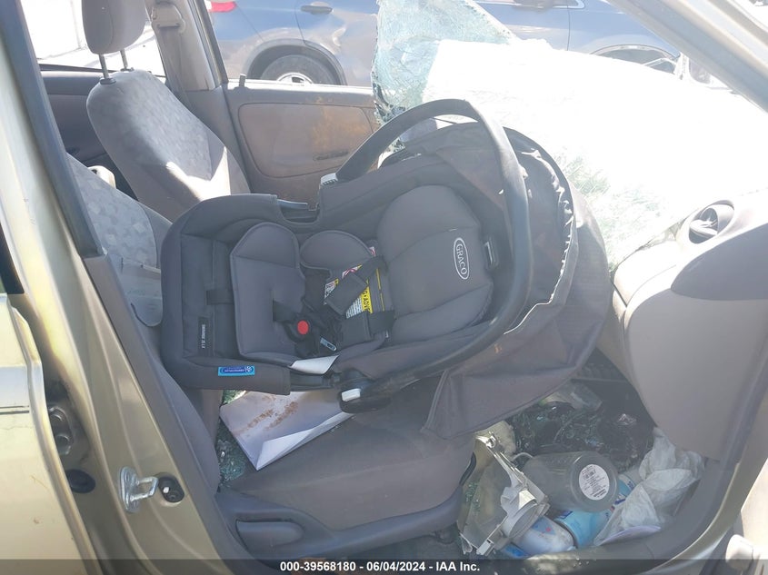 2001 Toyota Echo VIN: JTDBT123410104196 Lot: 39568180