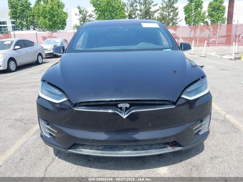 2016 Tesla Model X 60D/70D/75D/90D/P100D VIN: 5YJXCBE27GF005526 Lot: 39568304