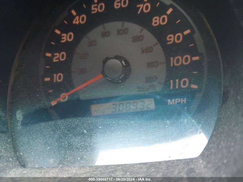 2004 Toyota 4Runner Sr5 V6 VIN: JTEZU14R340033070 Lot: 39568717